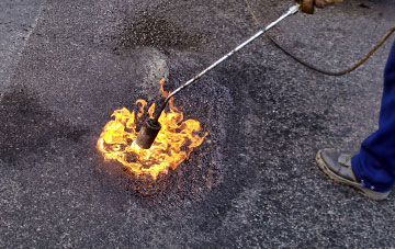 Caerdeon flat roofing repairs